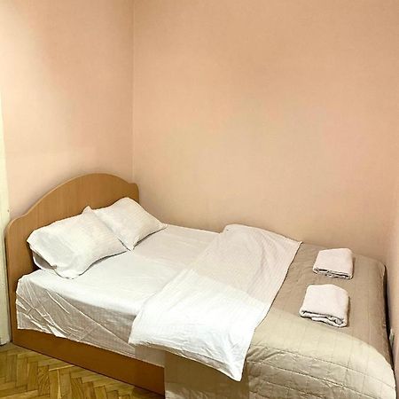לבוב В Центрі Біля Ратуші Вулиця Площа Ринок 11 מראה חיצוני תמונה