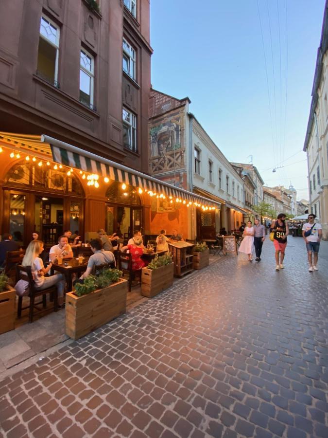 לבוב В Центрі Біля Ратуші Вулиця Площа Ринок 11 מראה חיצוני תמונה